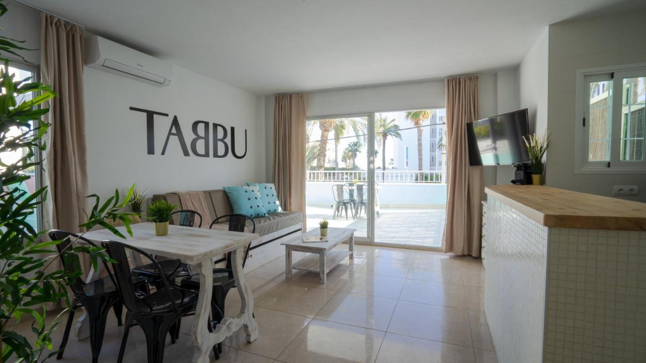 Tabbu Ibiza Apartments Playa d'en Bossa Exterior foto