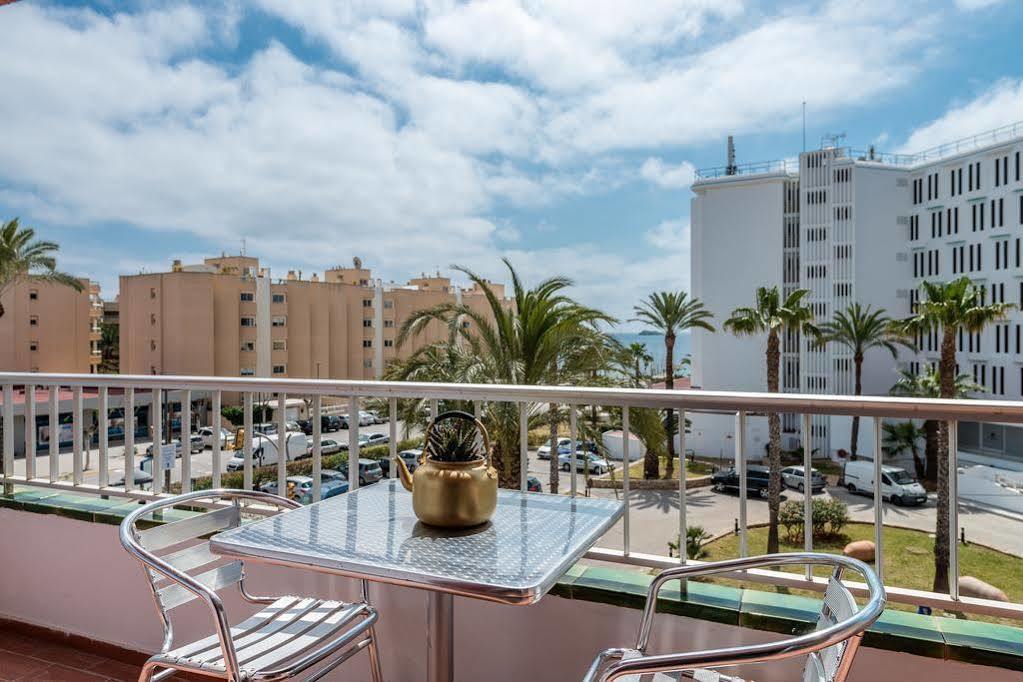 Tabbu Ibiza Apartments Playa d'en Bossa Exterior foto