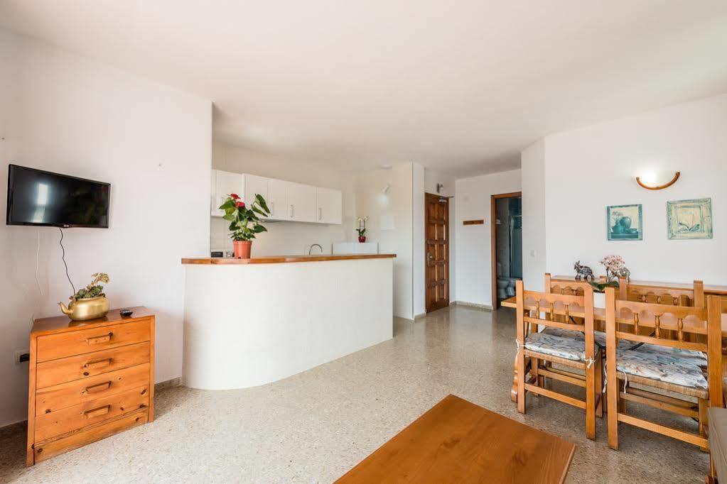 Tabbu Ibiza Apartments Playa d'en Bossa Exterior foto
